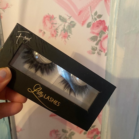 Lillylashes Other - Lillylashes Mykonos